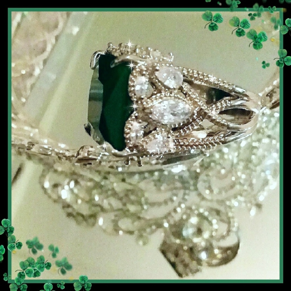 π±THE "QUEEN EMERALD" 38CT CUSHION RINGπ± - Picture 3 of 8